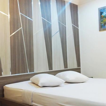 טאנג'ונג פינאנג Paradise Hotel מראה חיצוני תמונה