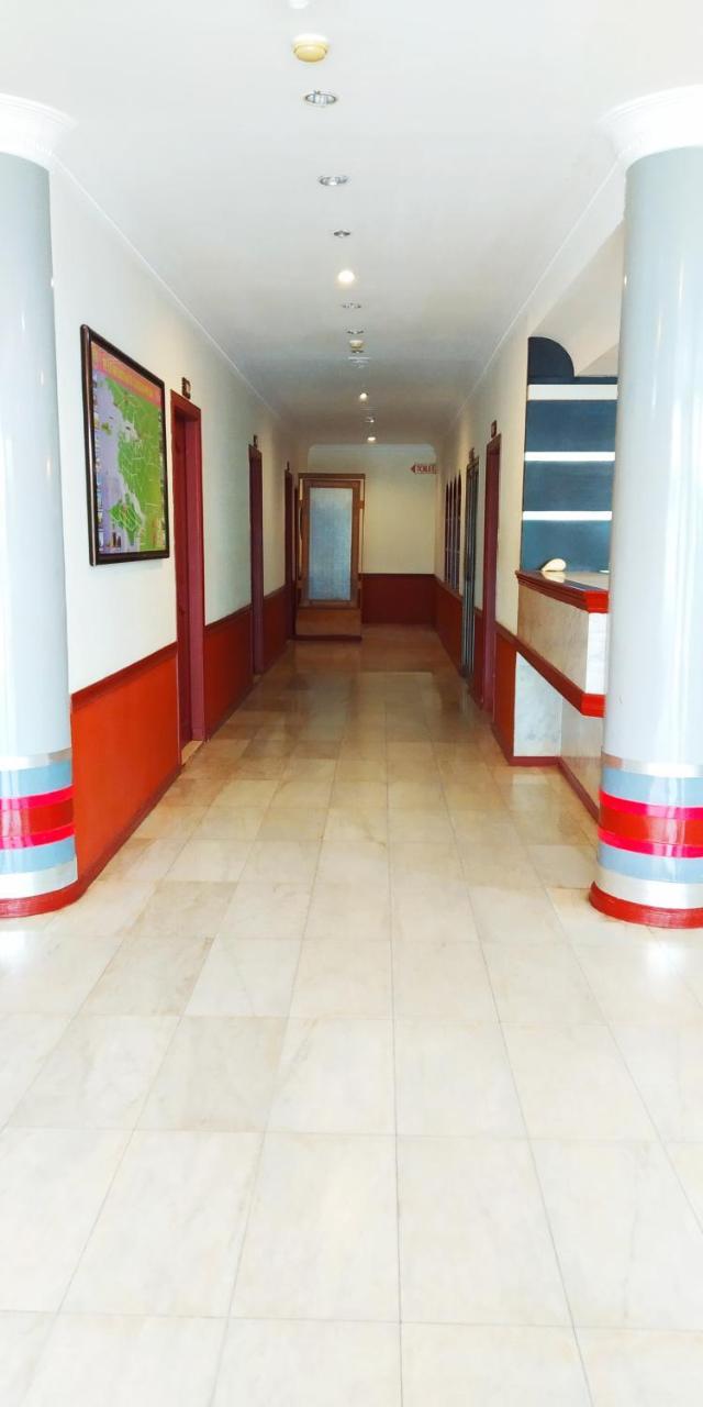 טאנג'ונג פינאנג Paradise Hotel מראה חיצוני תמונה