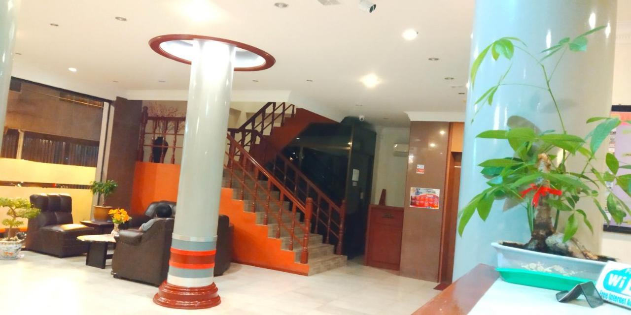 טאנג'ונג פינאנג Paradise Hotel מראה חיצוני תמונה